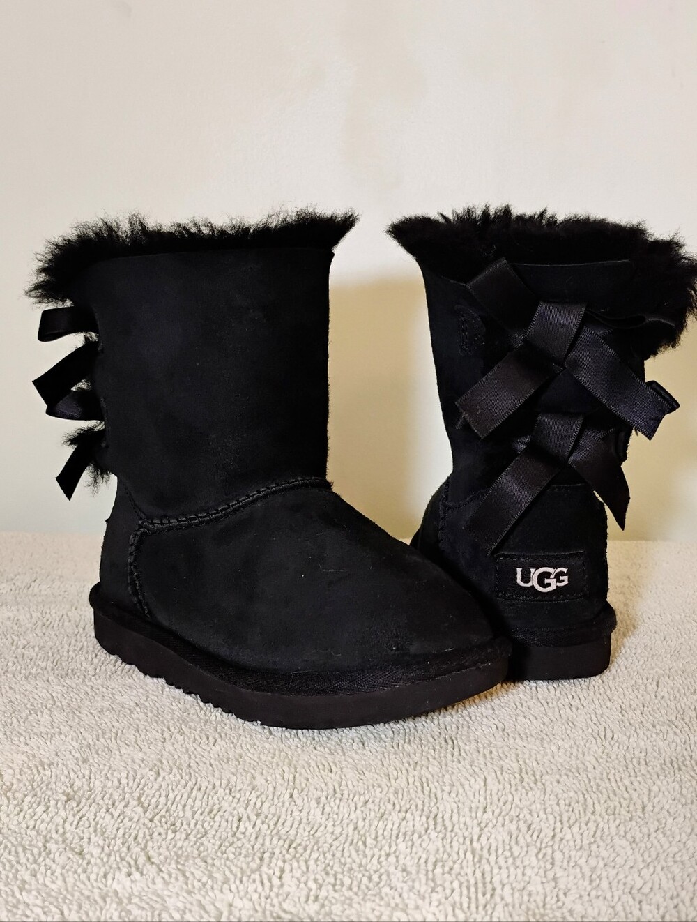 UGG Bailey Black Boots - Size 11 Toddler Girl